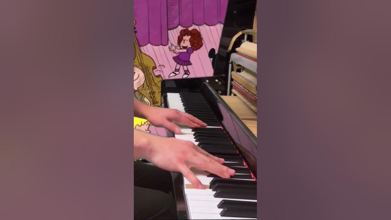 Linus & Lucy - Charlie Brown Christmas Play Along! #christmas #piano #pianocover