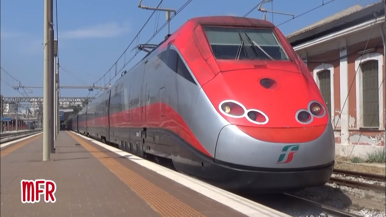 Il FRECCIAROSSA arriva a BRINDISI! ETR 500 21 effettua il FR 9597 / 9598 MILANO C.LE - LECCE e vv.