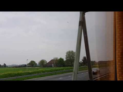 Onder politiehelikopter toezicht naar Enschede