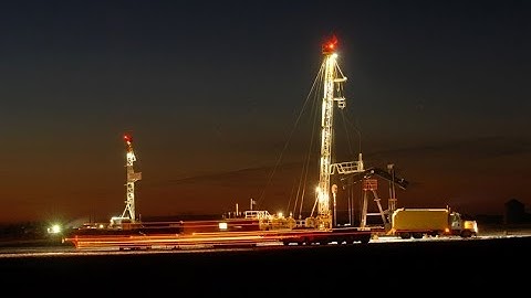 Make $10,000 a month no exp, on service rigs!