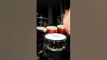 Thumbnail of Listen how AWESOME this snare drum sounds! 🥁