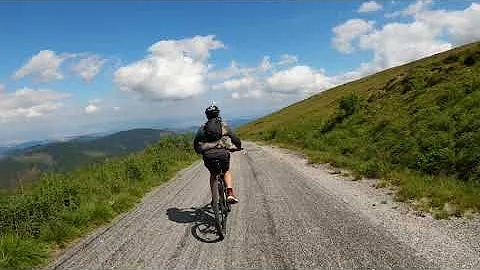 Slow donwhill from Kralova Hola with Alex and co