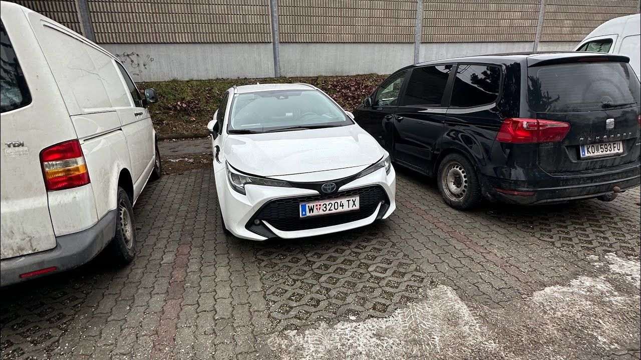 Dost ki car thk karwany gay 🤪