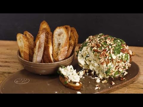 Video: How To Make Cheese Balls With Herbs