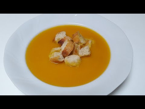 वीडियो: कद्दू क्रीम सूप Croutons के साथ