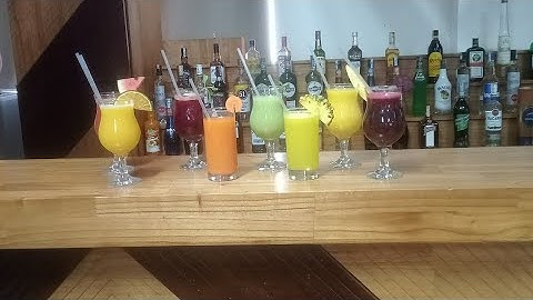 Cách pha chế nước ép cà rốt (carrot) và thơm-dứa (pineapple)