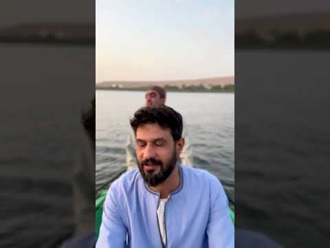 و ق ال ار ك ب وا ف يه ا ب س م الل ه م ج ر اه ا و م ر س اه ا إ ن ر ب ي ل غ ف ور ر ح يم