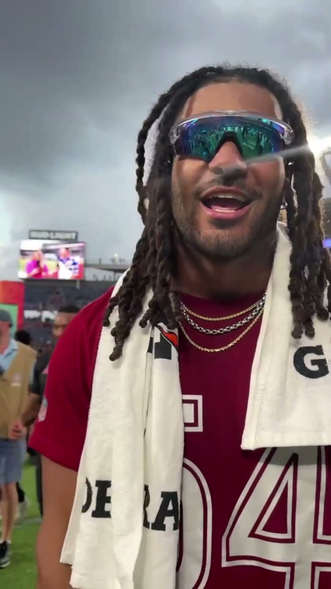 #FredWarner is a mood ? #probowl #nfl #49ers