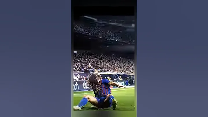 Cristiano against defender of Barcalona☠️ #ronaldo #football #viralvideo #edit #viralshort