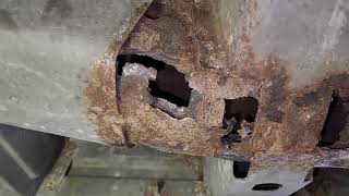 2009 Saturn Vue XR AWD frame rust
