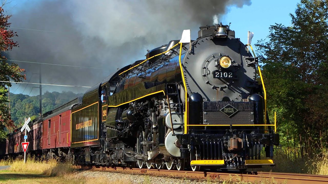 エリその2 Reading & Northern 2102 and 425: The Iron Horse Doubleheader