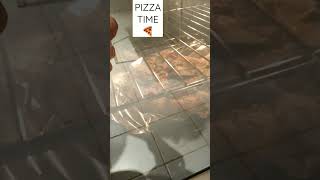 PIZZA IN THE OVEN sound #realsound #satisfyingvideo #asmr #shorts Resimi