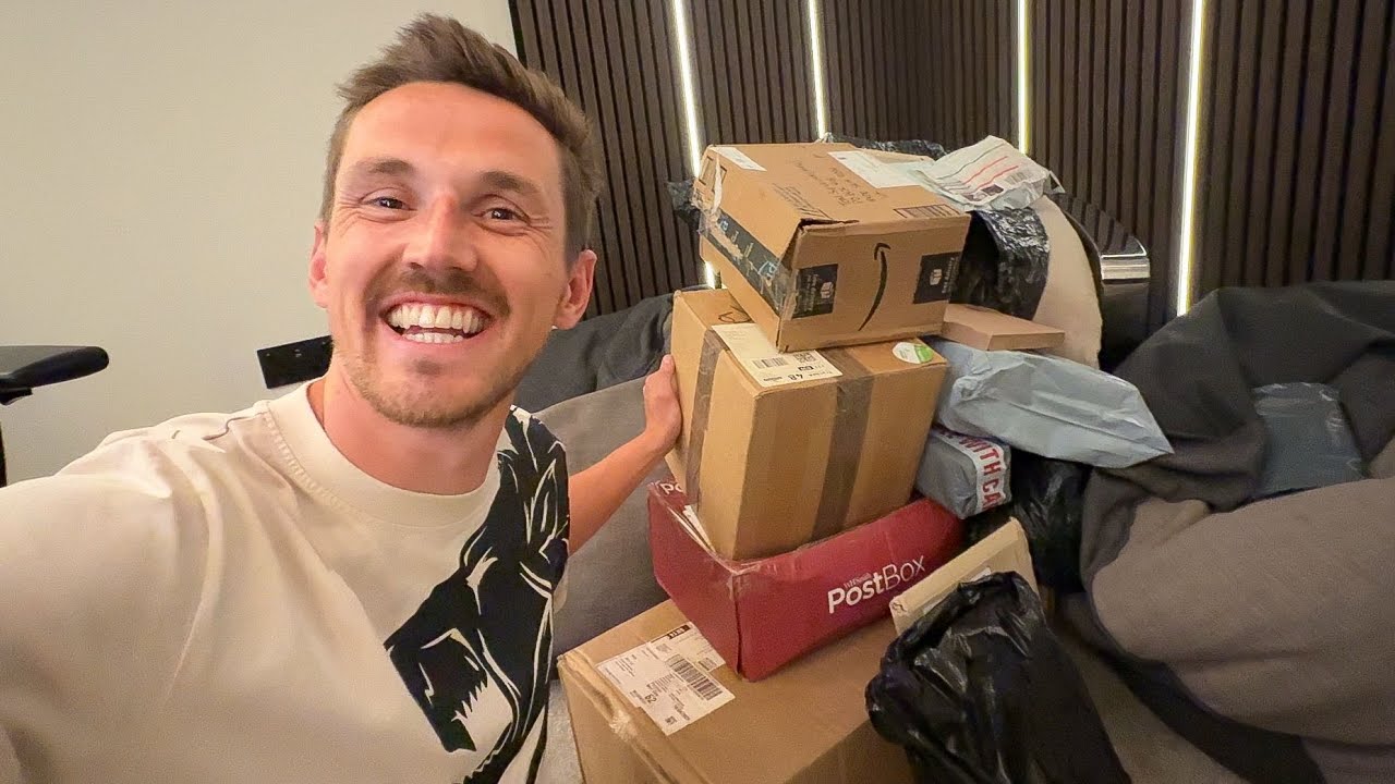 Tom Streamer A Surprise Life of Tom Livestream! ft. Special Guest 🎉 - YouTube