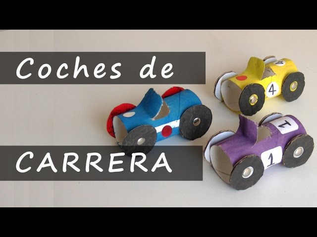 Carrinhos de corrida com tubos reciclados de papel higiênico