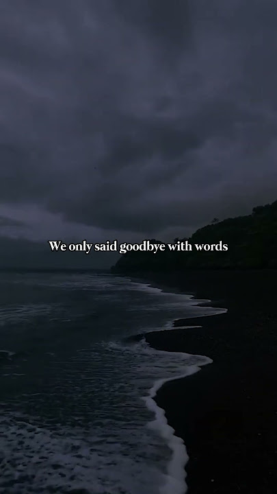 Download lagu Amy Winehouse ~Back To Black (lyrics)