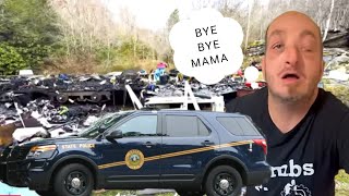 Download Lagu WHITTAKER FAMILY/VIDEO OF STATE POLICE REMOVING TIMMY FROM HOUSE/HEARTBREAKING MP3 Download Lagu WHITTAKER FAMILY/VIDEO OF STATE POLICE REMOVING TIMMY FROM HOUSE/HEARTBREAKING MP3