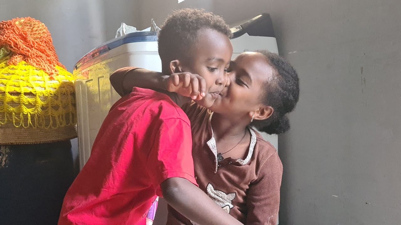 ማርዳ ንኣሴር ሓዋ ምሳሕ ሰሪሓ ኣብሊዓቶ።