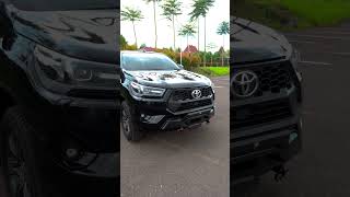 Tampilan depan semakin mengesankan dengan Hidden Winch #hilux #overland #customcars #bumper