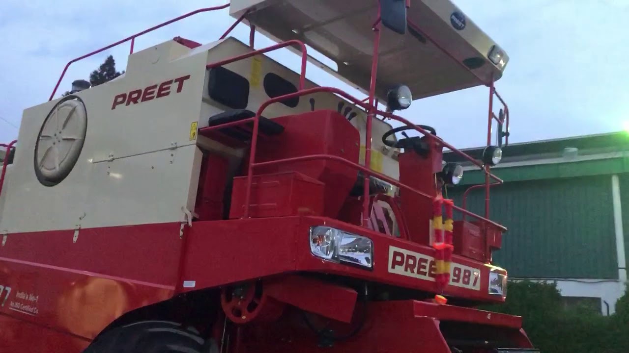 Preet 987 new model 2018  ... .. no. 1 combine harvester ... Preet combine