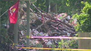 Explosion levels house in Joliet area, 1 in critical condition