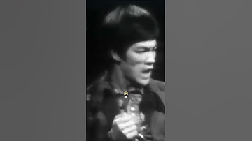 Thumbnail of Bruce Lee's SECRET Technique to win every fight 👀🤯 #shorts