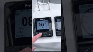 Raymarine auto pilot operation