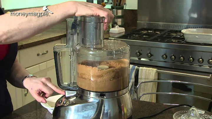 Sarah Lockett shows you how to make a Lemon Ginger