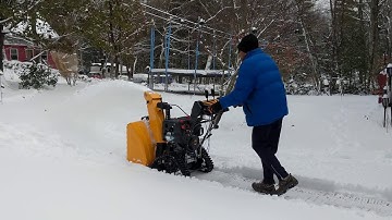 First time with ‘Cub Cadet’, 3X (3-Stage), 26″ TRAC Snow Blower II