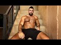 The Fitness Hunk Who Inspires Millions 💪