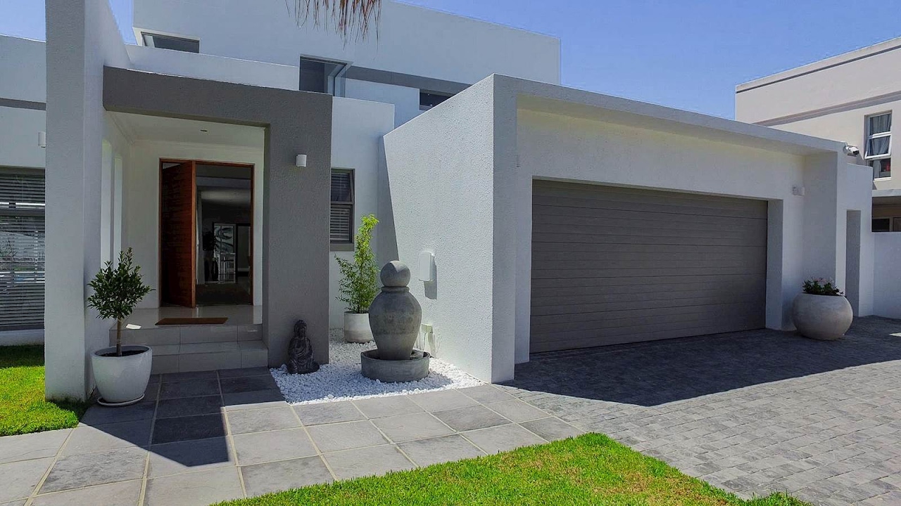 5 Bedroom House for sale in Western Cape Cape Town 