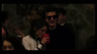 Dancing Steve Stranger Things Season 2