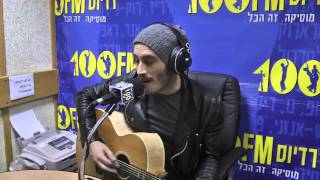 Video thumbnail of "נתן גושן מבצע את Ellie Goulding - Burn בלעדי - רדיוס 100FM"