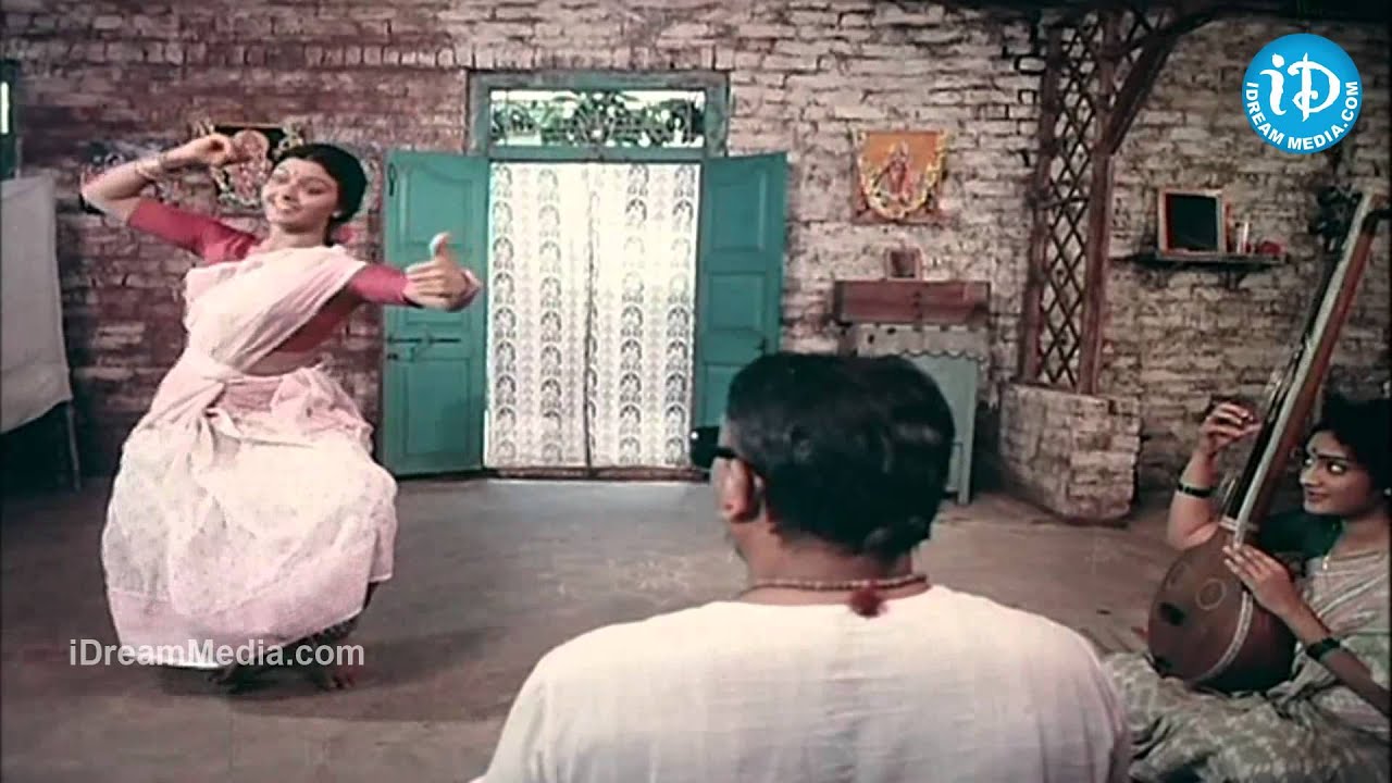 koluvai unnade video song koluvai unnade video song