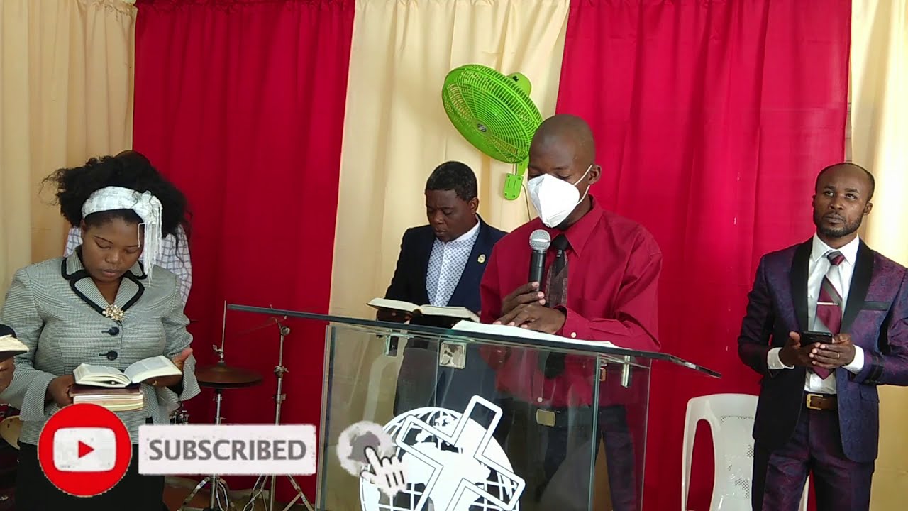 Comme une terre alteree Soupire apres l'eau du ciel , service adoration par Sr. Lucien StCyr