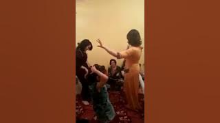 أجمل رقص في عرس فيديو مسرب من حفلة عرس لا يفوتكم #اليمن_عدن