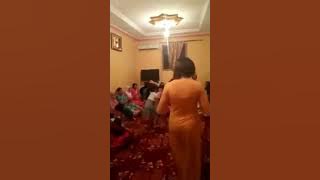 أجمل رقص في عرس فيديو مسرب من حفلة عرس لا يفوتكم #اليمن_عدن