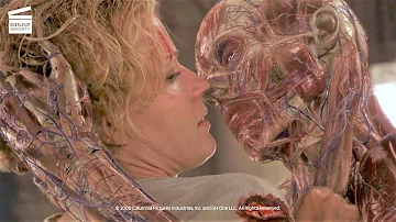 Hollow Man: Sebastian attacks Linda (HD CLIP)