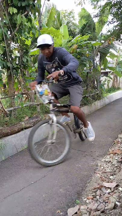 Oktober O nya Apa?? Oooo