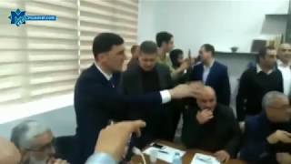 Azərbaycan Xalq Hərəkatında İsgəndər Həmidov Tural Abbaslıya əl qaldırır