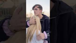 Biraz Daha Sev Abone Olur Musun?