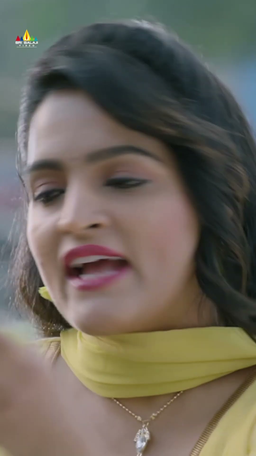 Priyadarshi Makes Fun of Stranger Girl | #RamaChakkaniSeetha | #comedy | #ytshorts | #youtubeshorts