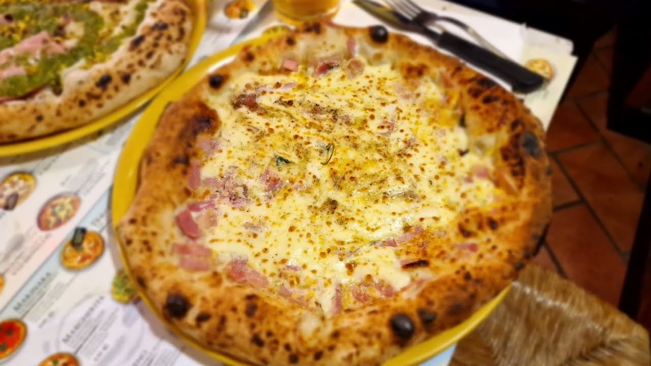 La pizza napolitana