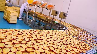 картинка: Процесс изготовления 60 000 сухариков и японских сладостей в день японским пекарем!
