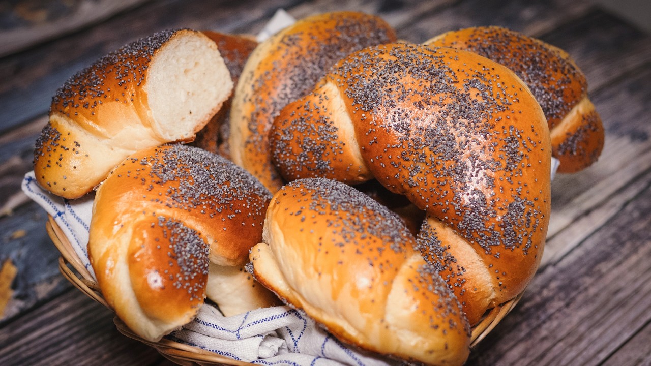 Domáce MAKOVKY 🥐 sladké rožky (titulky) Video Recept 4K | Recepty od Agi