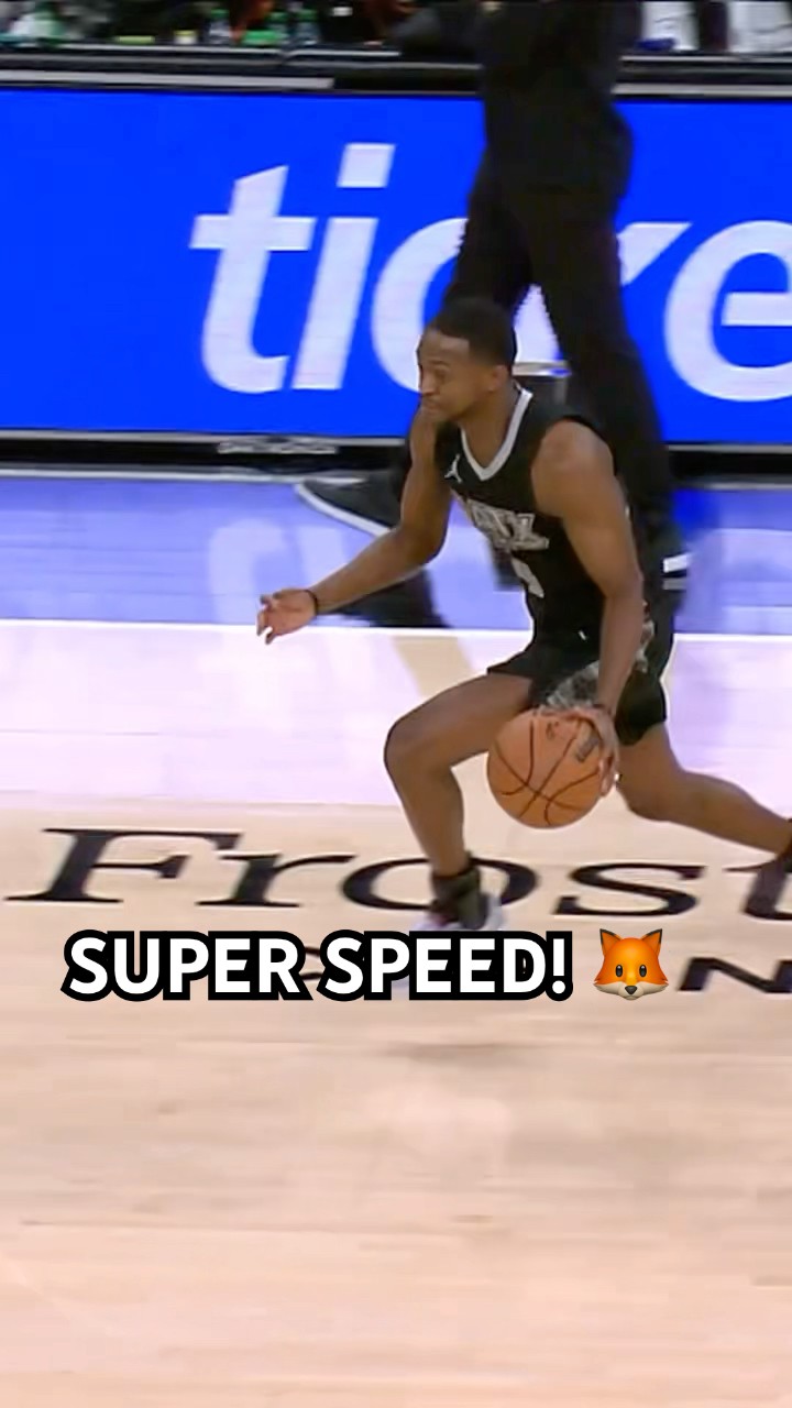 Just a reminder that De’Aaron Fox is one of the fastest players in the NBA