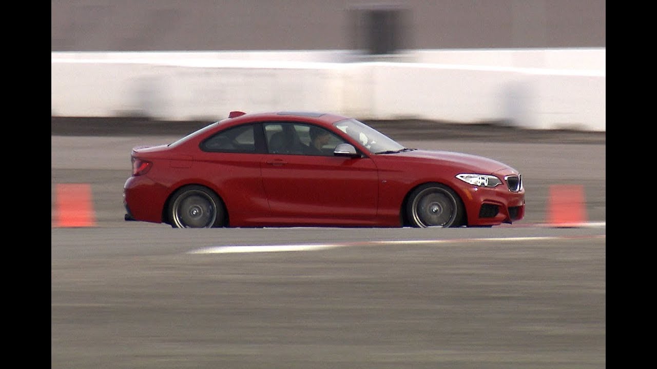 autodesk BMW M235i road test English subtitled