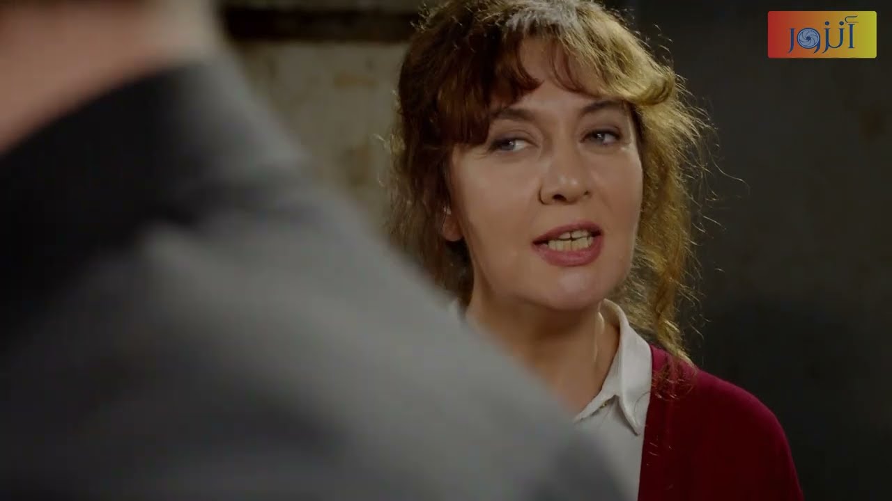 الأم المجنونة قبضت على عاكف وعائشة وعم تهددون - الفريق الأول 2