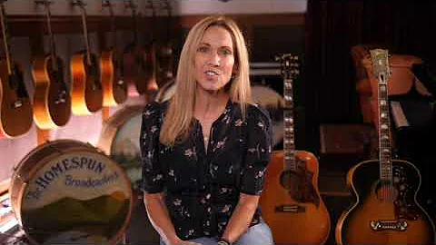 Sheryl Crow honors her hometown