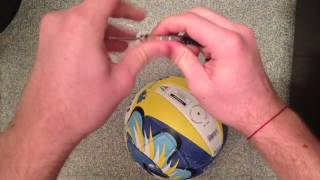 Gonfler un ballon de volleyball - Explications ballon dégonflé