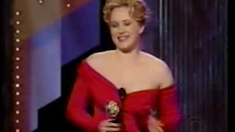 Katie Finneran wins 2002 Tony Award for Best Featu...